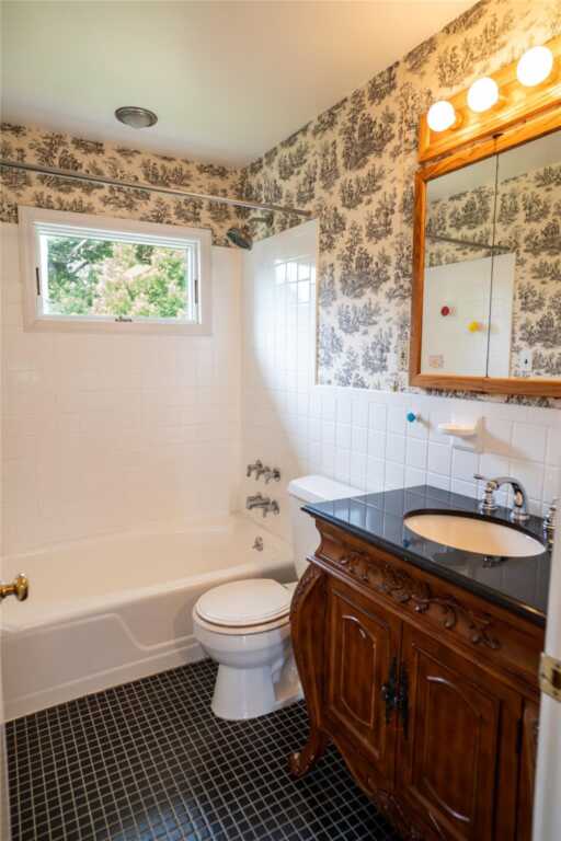 81 Seaview Avenue, New Rochelle, NY 10801 - Photo 16 of 34