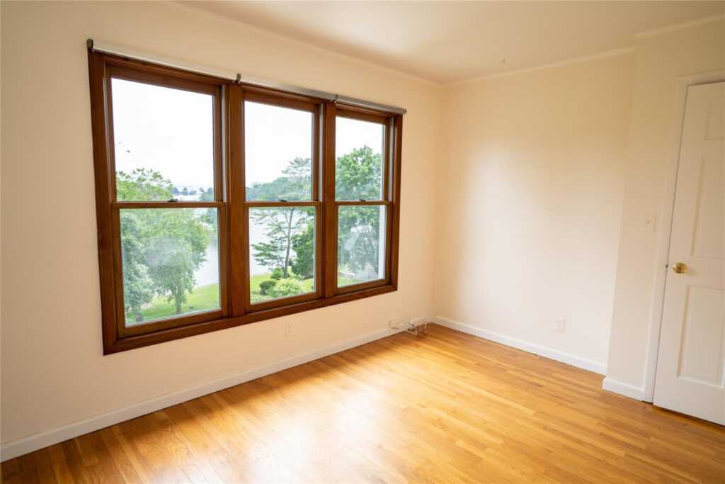 81 Seaview Avenue, New Rochelle, NY 10801 - Photo 20 of 34
