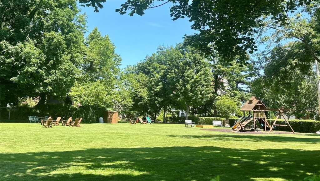 81 Seaview Avenue, New Rochelle, NY 10801 - Photo 31 of 34