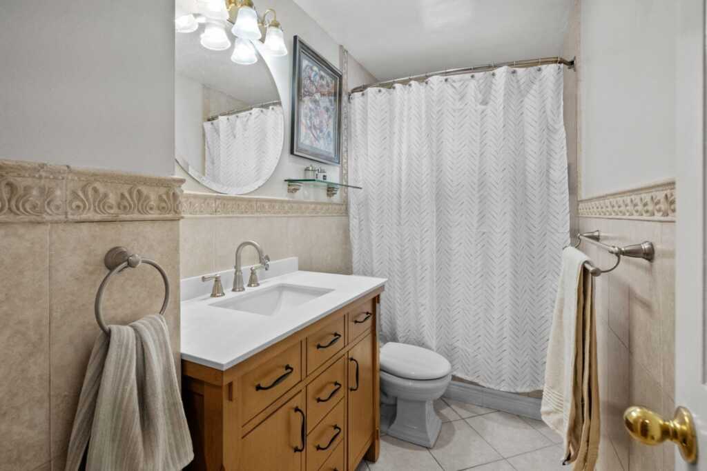 63 Bonnie Meadow Road, New Rochelle, NY 10583 - Photo 14 of 25