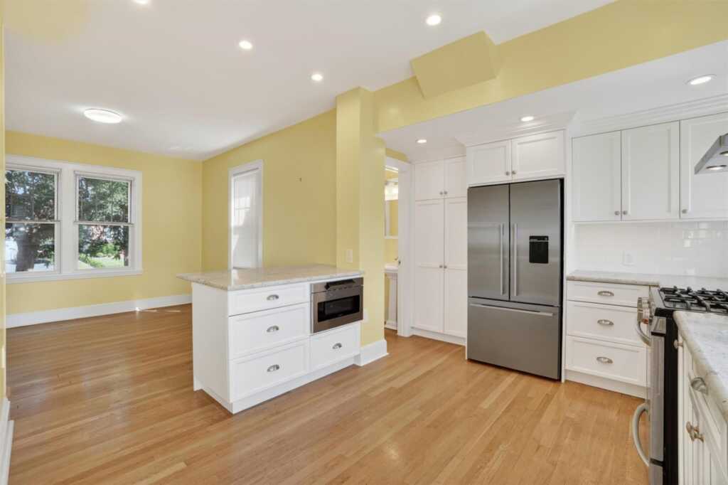 175 Regent Street, Rye, NY 10573 - Photo 13 of 37
