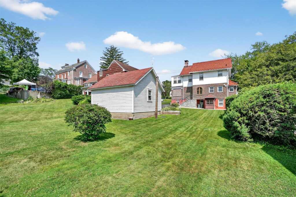175 Regent Street, Rye, NY 10573 - Photo 33 of 37