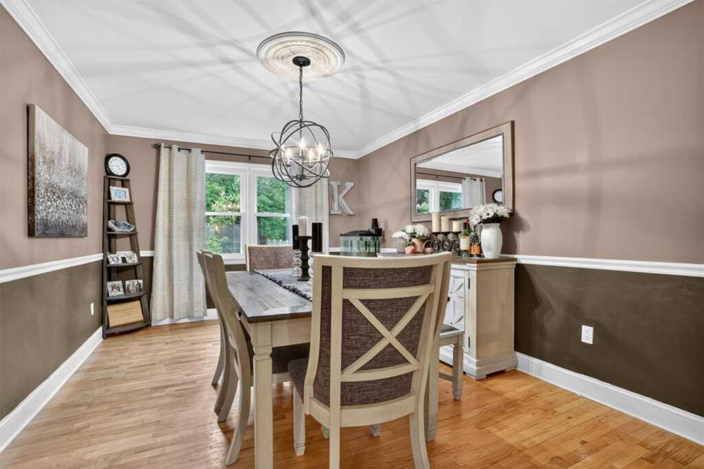8 Argow Place, Nanuet, NY 10954 - Photo 13 of 38