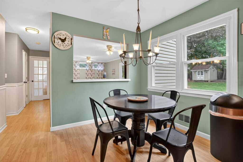 8 Argow Place, Nanuet, NY 10954 - Photo 15 of 38