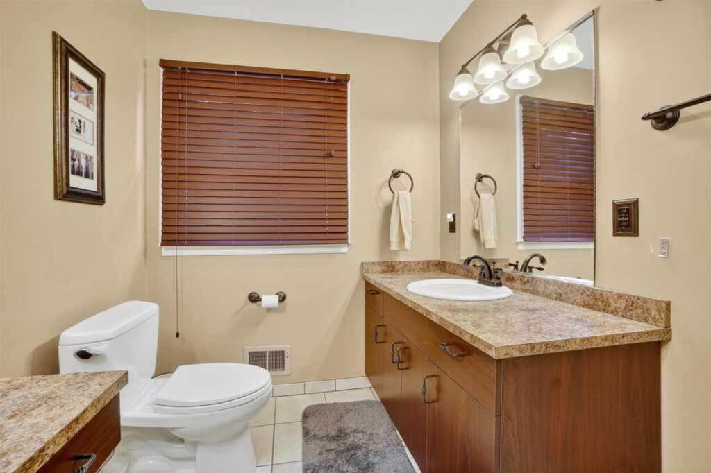 8 Argow Place, Nanuet, NY 10954 - Photo 23 of 38