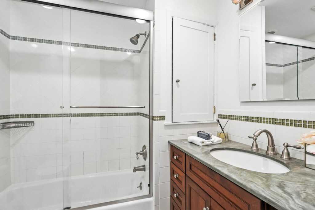 65 Shepherds Drive, New Rochelle, NY 10583 - Photo 21 of 29