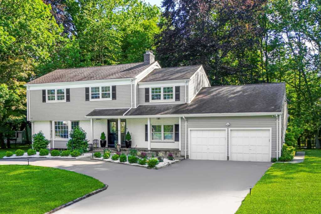 6 Trails End, Rye, NY 10580 - Photo 3 of 44