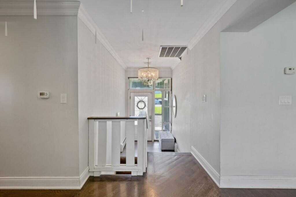 26 Woodhaven Drive, New City, NY 10956 - Photo 7 of 44