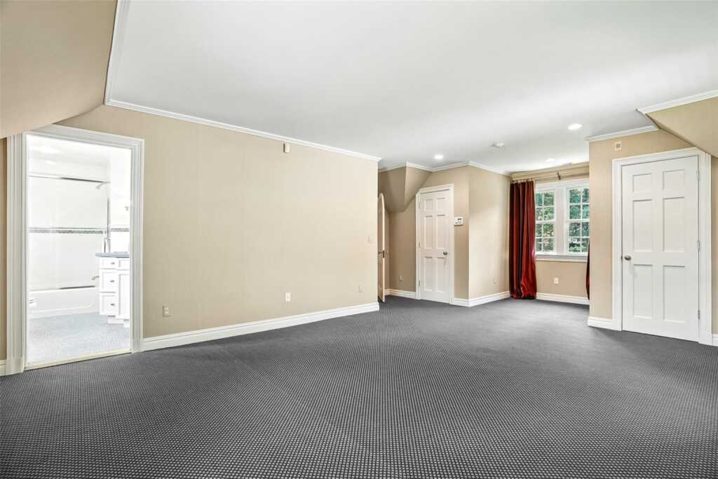 6 Club Road, Rye, NY 10580 - Photo 14 of 28