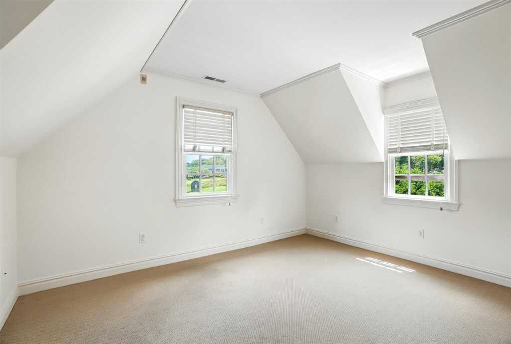 6 Club Road, Rye, NY 10580 - Photo 19 of 28