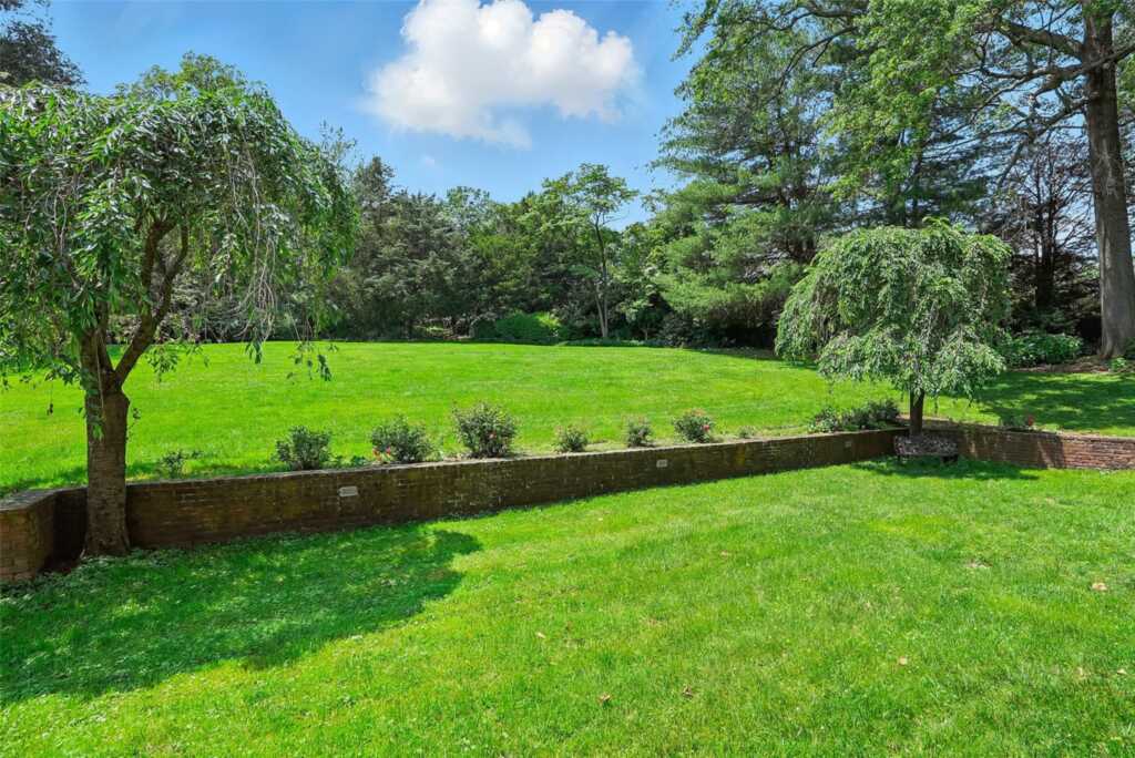 6 Club Road, Rye, NY 10580 - Photo 21 of 28