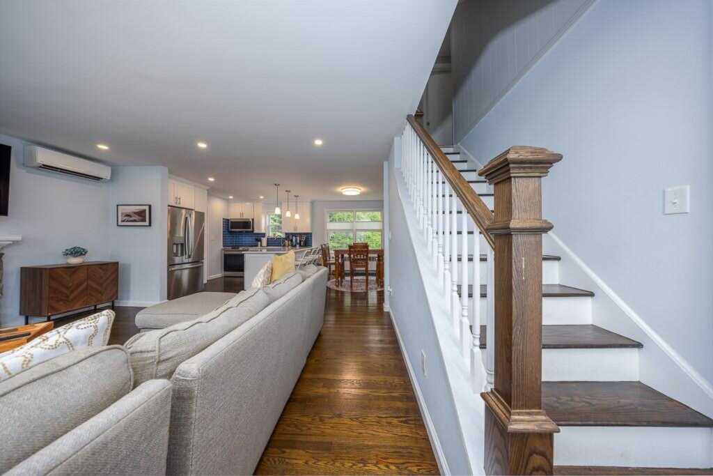 129 Lt Cox Drive, Pearl River, NY 10965 - Photo 10 of 26