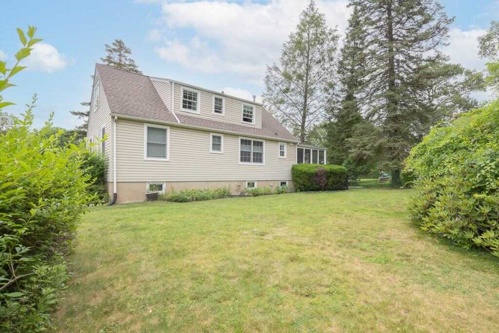 129 Lt Cox Drive, Pearl River, NY 10965 - Photo 25 of 26