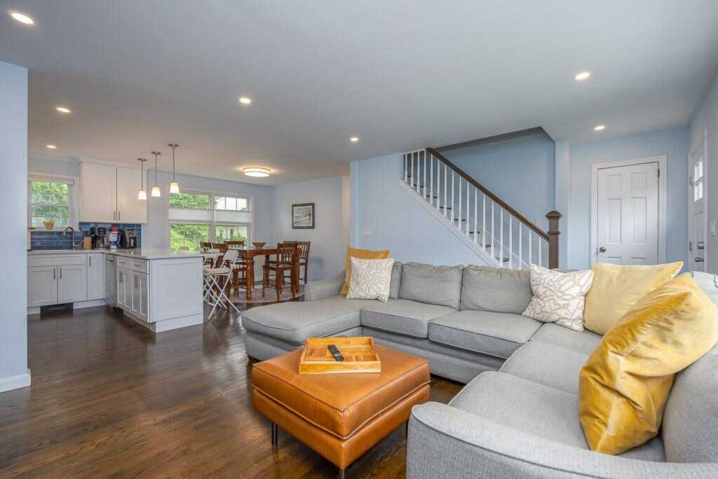 129 Lt Cox Drive, Pearl River, NY 10965 - Photo 9 of 26