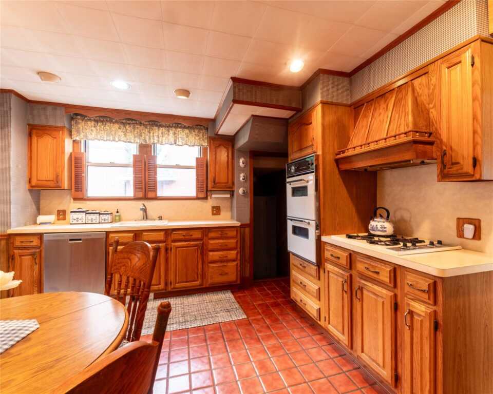 17 Austin Place, Rye, NY 10573 - Photo 14 of 30