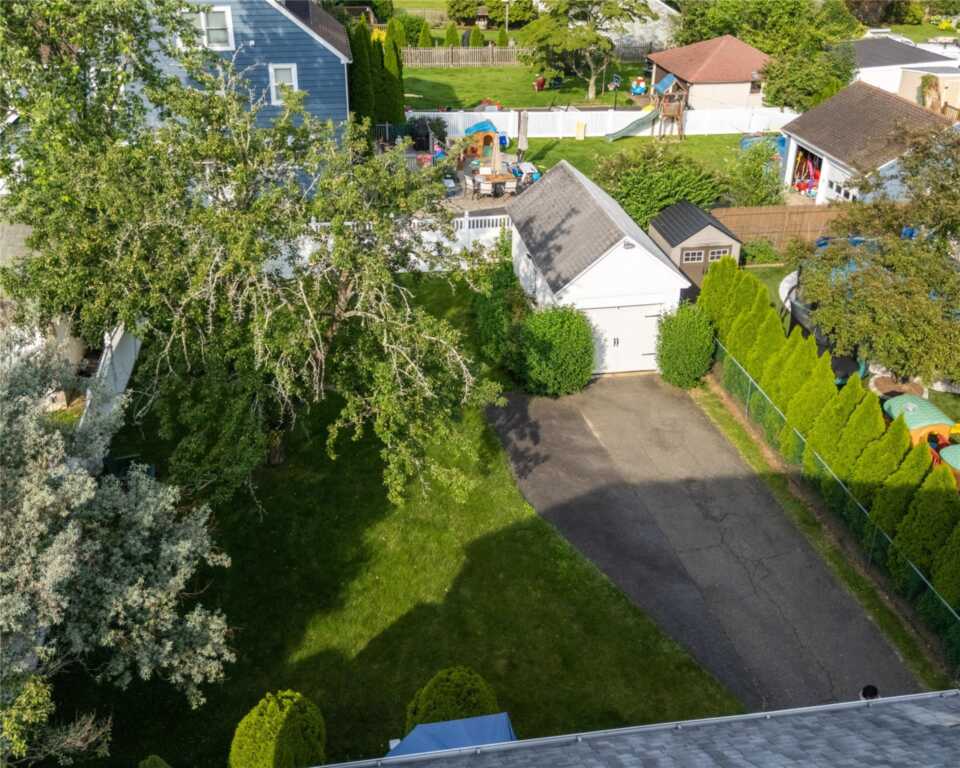 17 Austin Place, Rye, NY 10573 - Photo 4 of 30