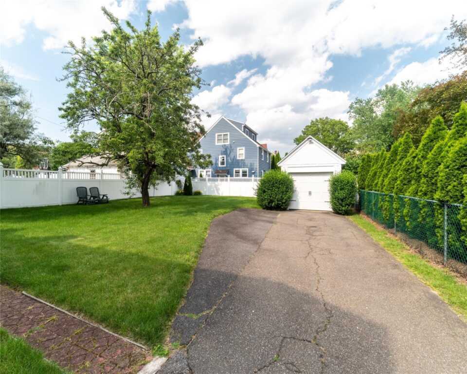 17 Austin Place, Rye, NY 10573 - Photo 5 of 30