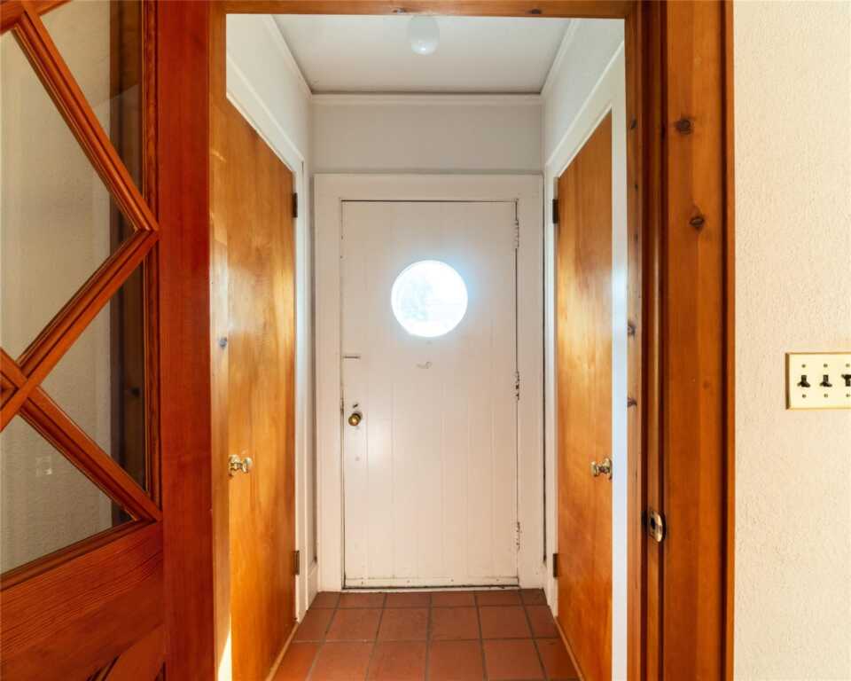 17 Austin Place, Rye, NY 10573 - Photo 8 of 30