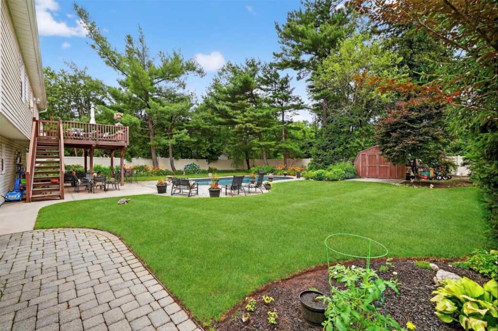 69 Oakland Place, Nanuet, NY 10954 - Photo 39 of 47
