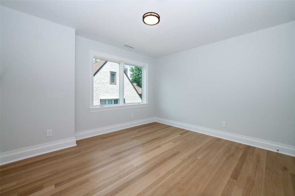 138 Mount Joy Place, New Rochelle, NY 10801 - Photo 19 of 39