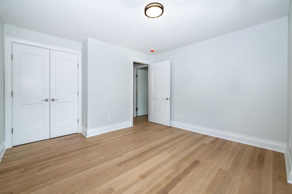 138 Mount Joy Place, New Rochelle, NY 10801 - Photo 20 of 39