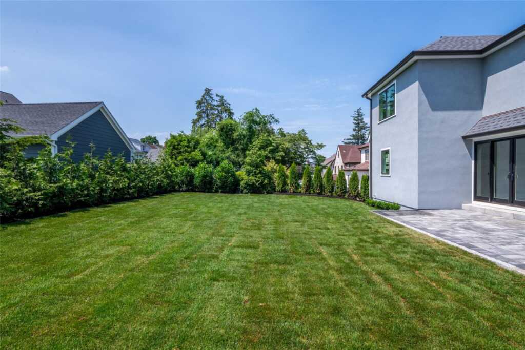 138 Mount Joy Place, New Rochelle, NY 10801 - Photo 34 of 39