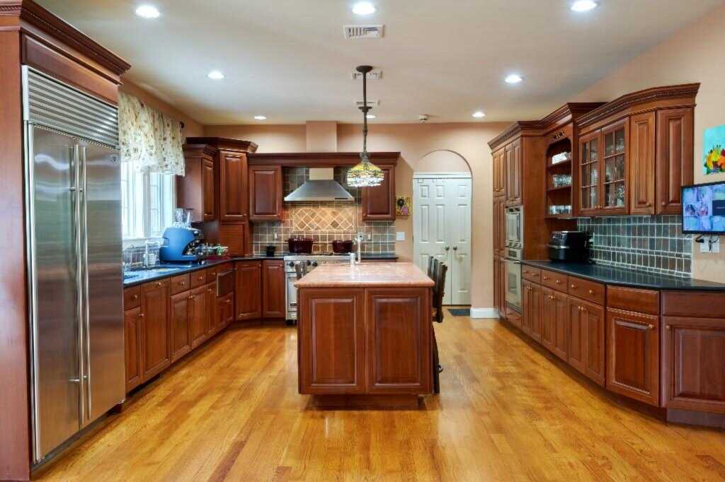 637 Mountain Road, New City, NY 10956 - Photo 12 of 36