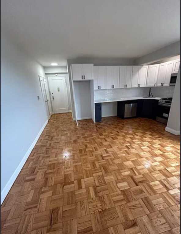 230 Pelham Road, Unit #6P, New Rochelle, NY 10805