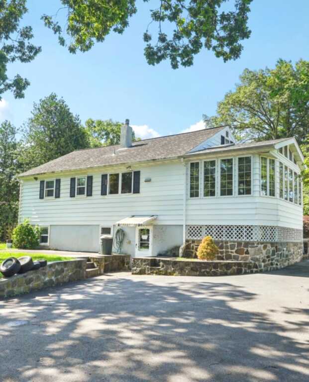 63 Washburns Lane, Stony Point, NY 10980 - Photo 2 of 26