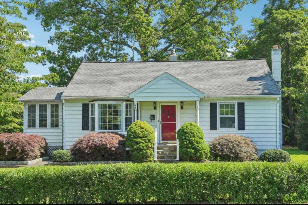 63 Washburns Lane, Stony Point, NY 10980 - Photo 4 of 26