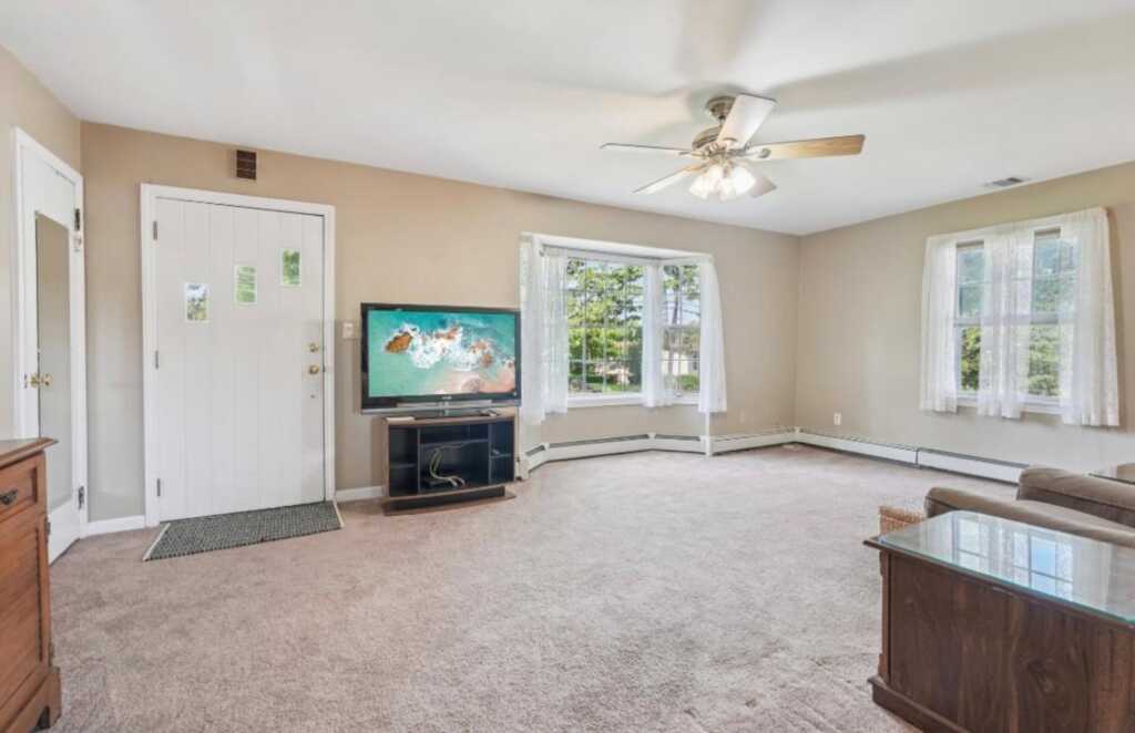 63 Washburns Lane, Stony Point, NY 10980 - Photo 6 of 26