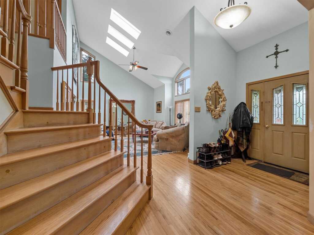 1 Carlton Court, New City, NY 10956 - Photo 3 of 36