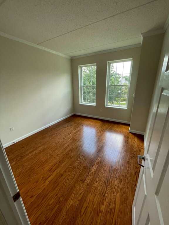 31 Greenridge Avenue, Unit #2J, White Plains, NY 10605 - Photo 10 of 26