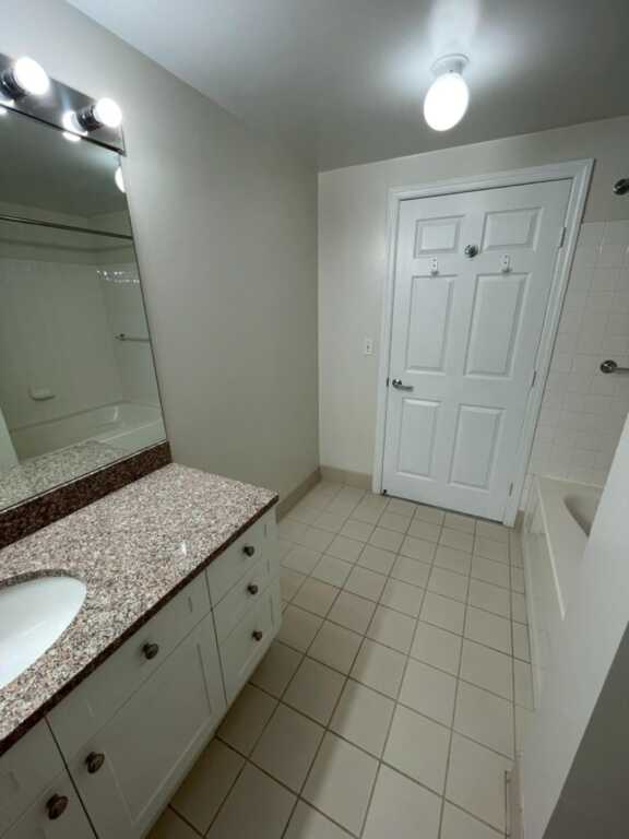 31 Greenridge Avenue, Unit #2J, White Plains, NY 10605 - Photo 17 of 26