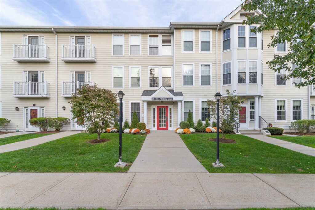 31 Greenridge Avenue, Unit #2J, White Plains, NY 10605 - Photo 26 of 26