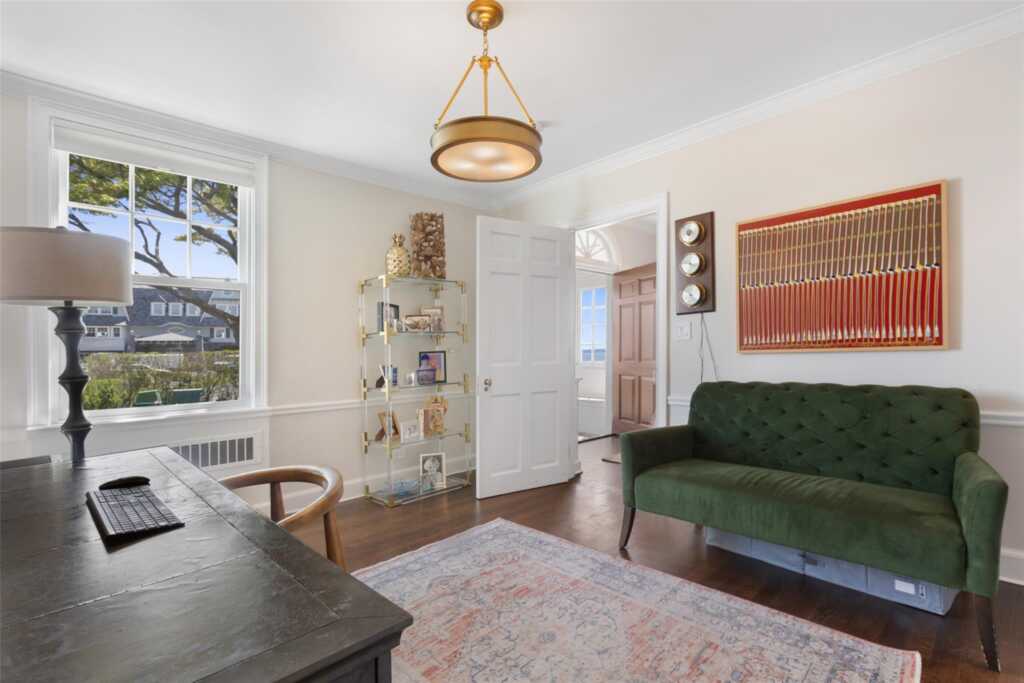 6 Pine Island Road, Rye, NY 10580 - Photo 18 of 29