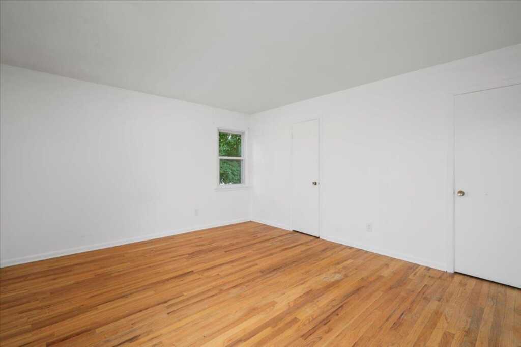 32 Brady Avenue, New Rochelle, NY 10805 - Photo 27 of 33