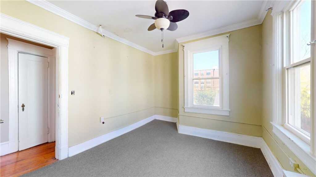14 Hamilton Avenue, New Rochelle, NY 10801 - Photo 12 of 33