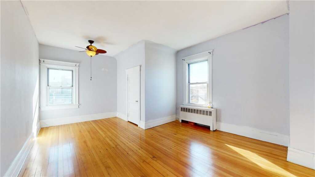 14 Hamilton Avenue, New Rochelle, NY 10801 - Photo 14 of 33