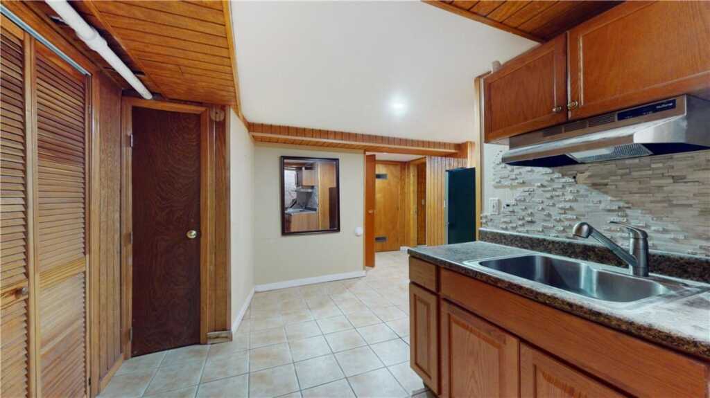 14 Hamilton Avenue, New Rochelle, NY 10801 - Photo 25 of 33