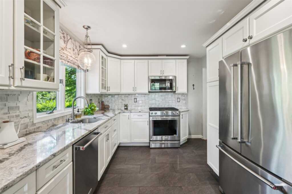 46 Red Hill Road, New City, NY 10956 - Photo 15 of 45