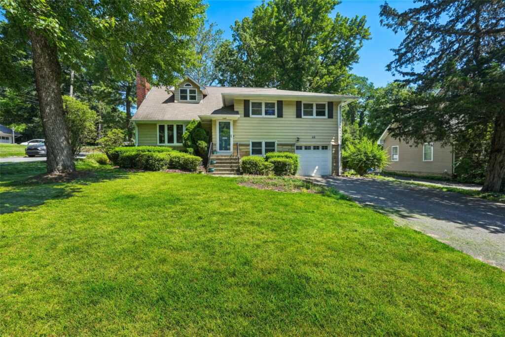 46 Red Hill Road, New City, NY 10956 - Photo 2 of 45