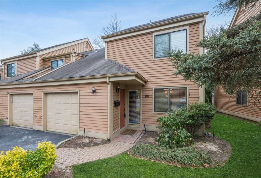 99 Brush Hollow Close, Rye, NY 10573