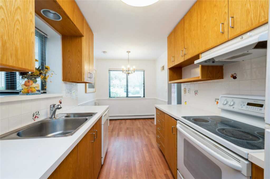 99 Brush Hollow Close, Rye, NY 10573 - Photo 8 of 38