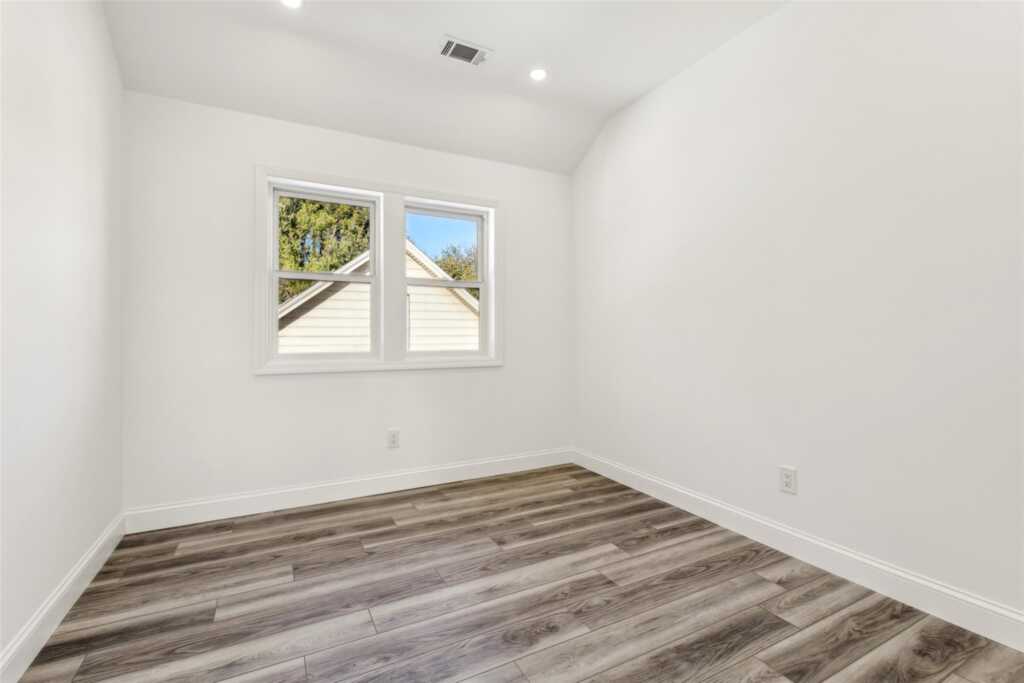 70 Broadway, Nyack, NY 10960 - Photo 17 of 29