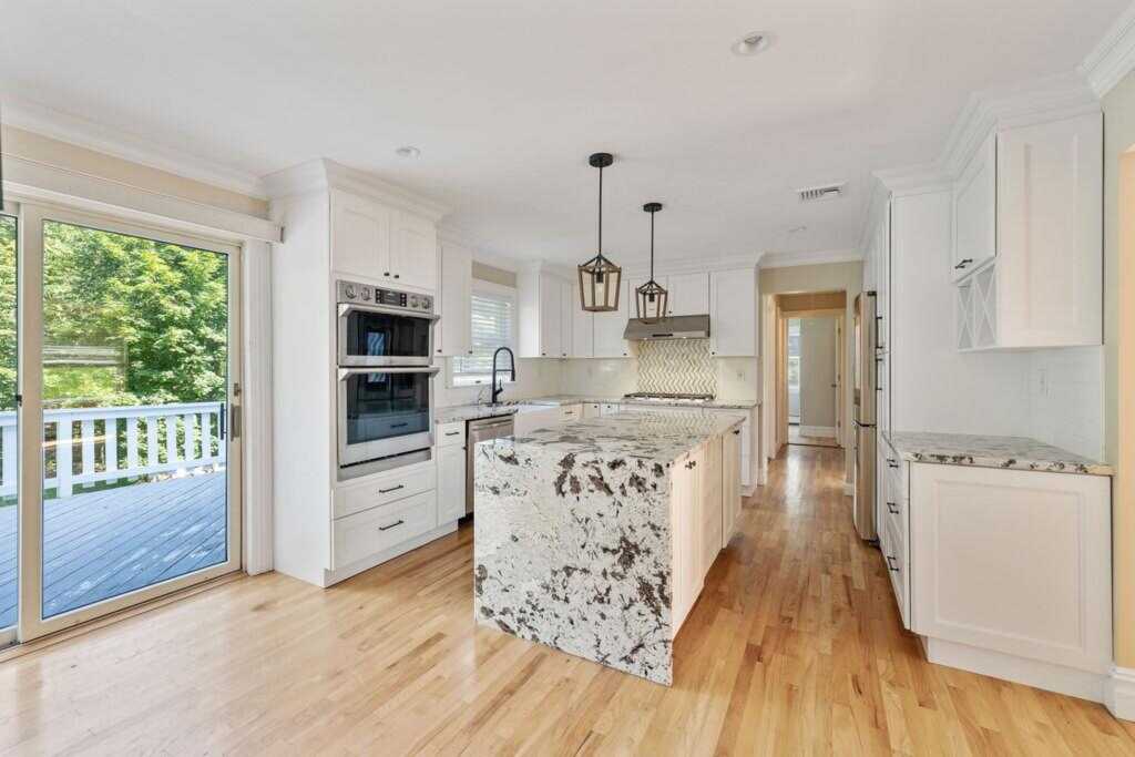 24 Westgate Road, Suffern, NY 10901 - Photo 10 of 49