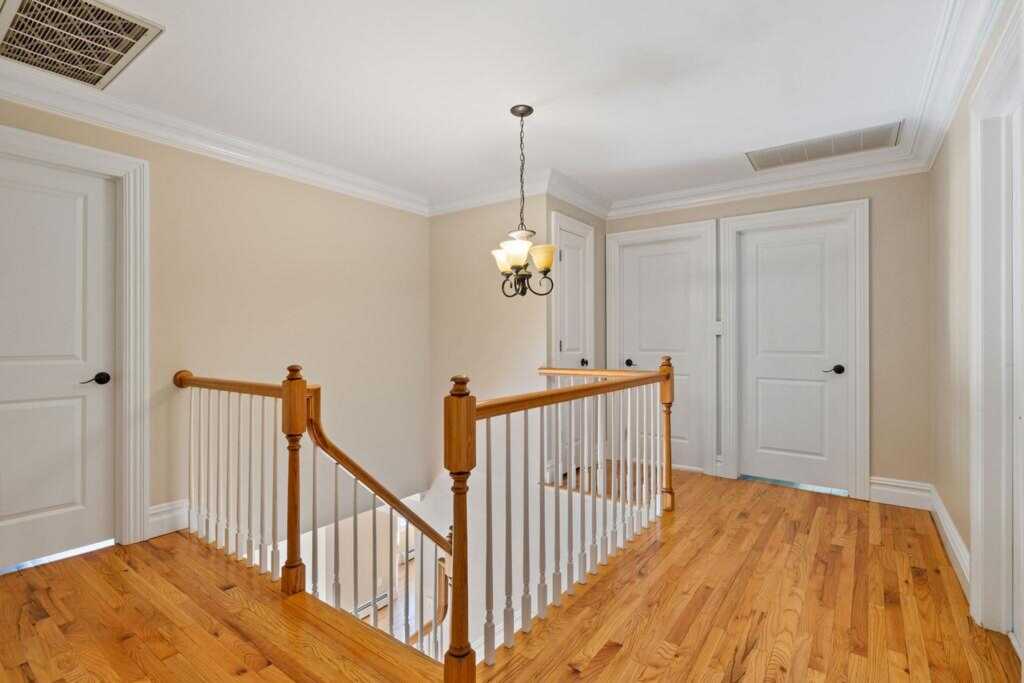 24 Westgate Road, Suffern, NY 10901 - Photo 20 of 49