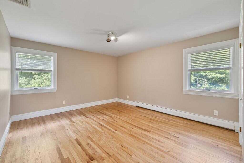 24 Westgate Road, Suffern, NY 10901 - Photo 27 of 49