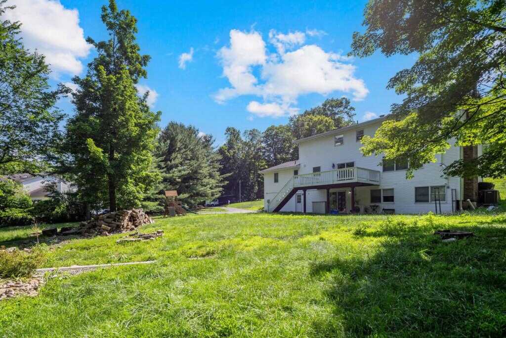 24 Westgate Road, Suffern, NY 10901 - Photo 43 of 49
