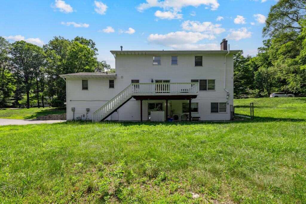 24 Westgate Road, Suffern, NY 10901 - Photo 46 of 49